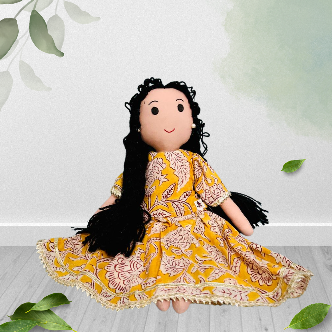 Naina – “Pretty eyes, full of dreams"  (15 Inch)