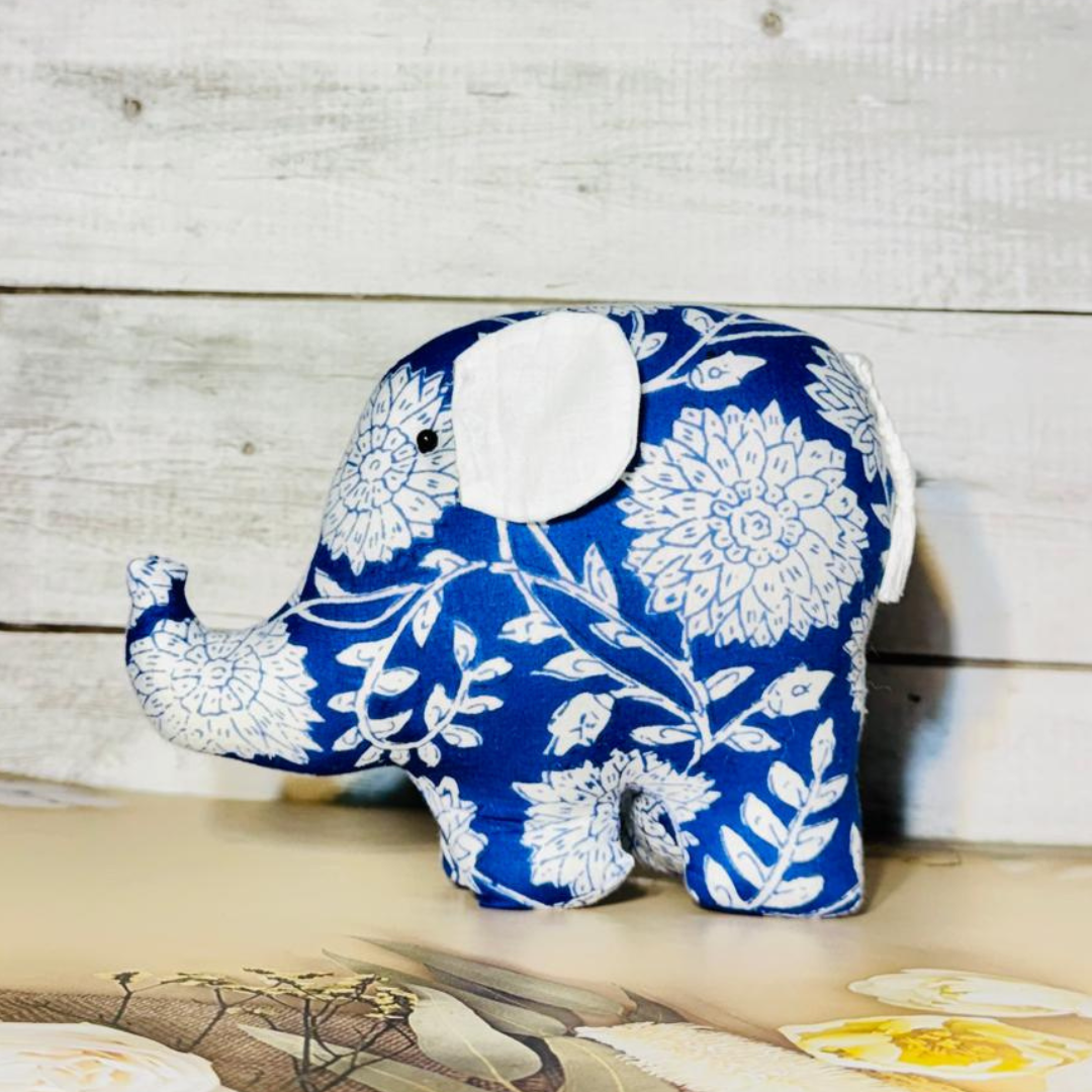 Gajendra  - Elephant Family (5.5 Inch)