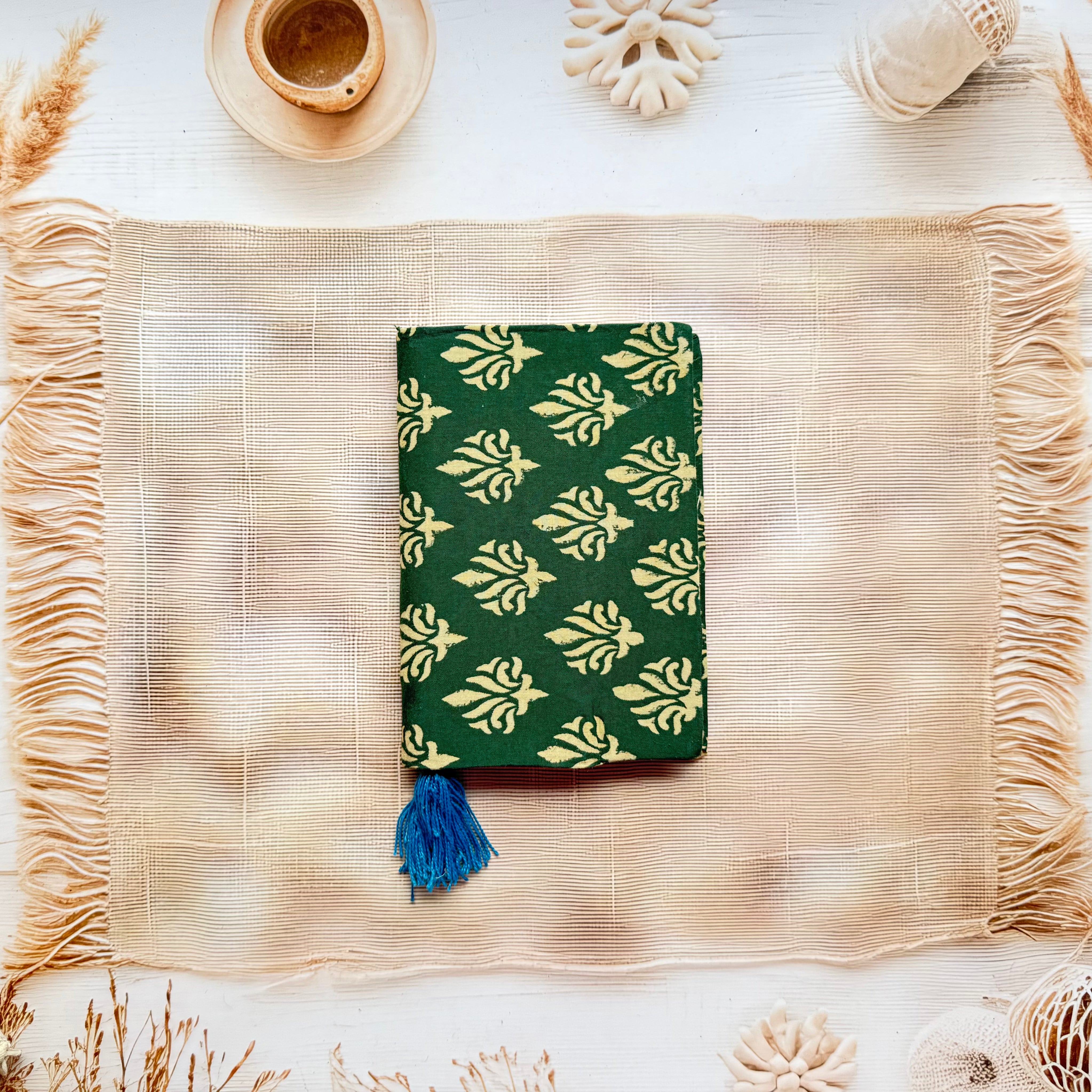 Unruled Block Print Diary - Medium ( 7*5 )