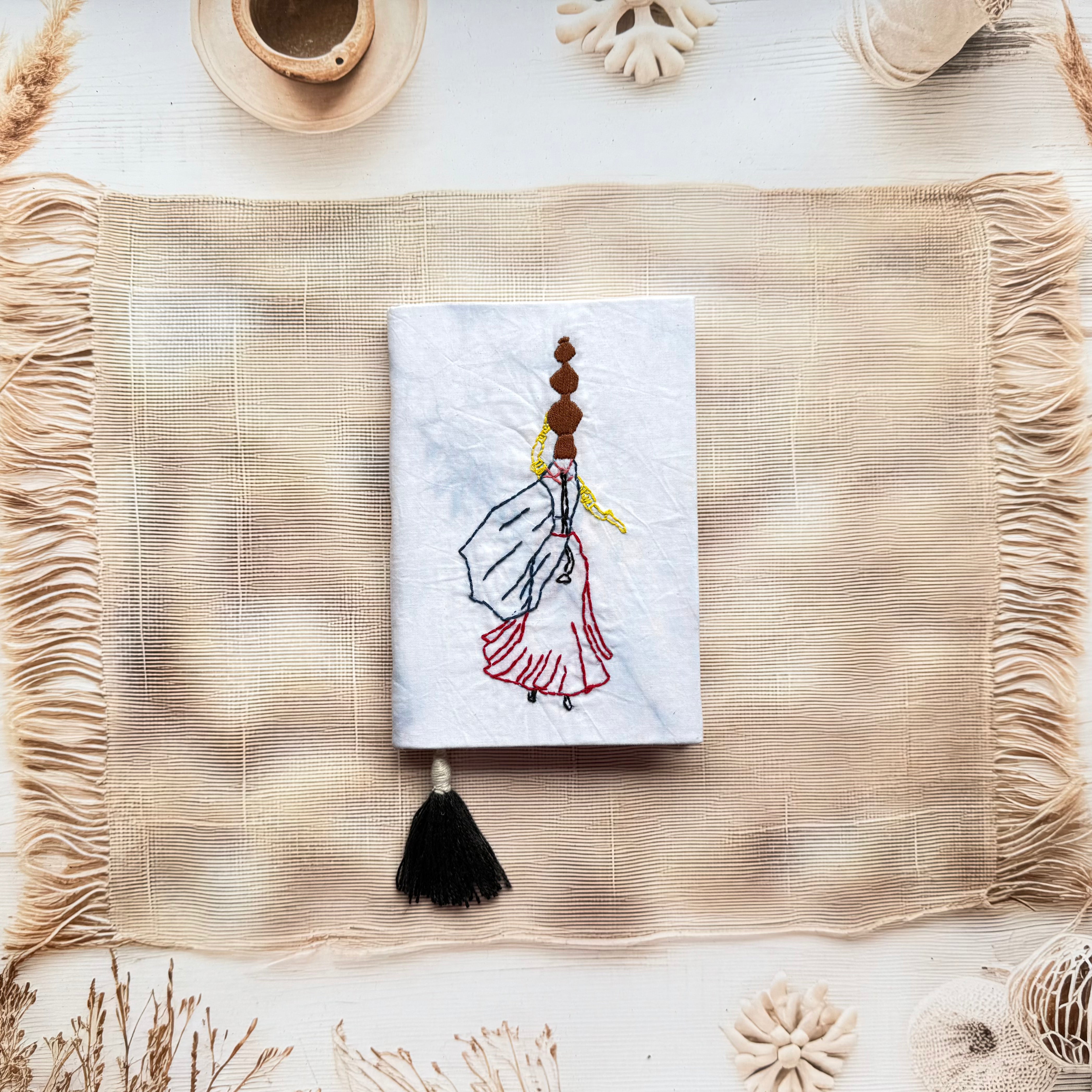 Unruled Embroidery Diary - medium ( 7*5)