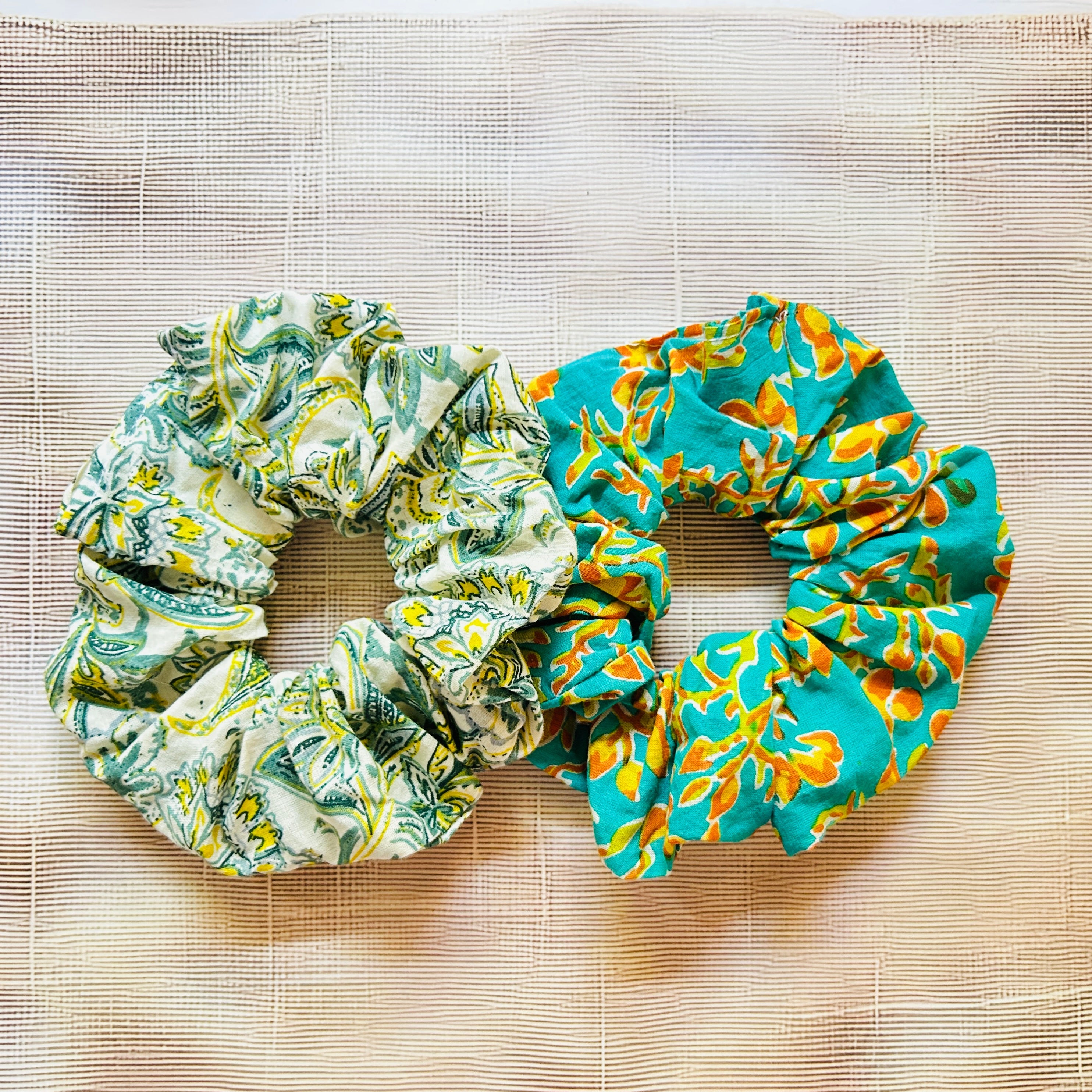Scrunchies (Assorted Multi Colour 1 Pair)