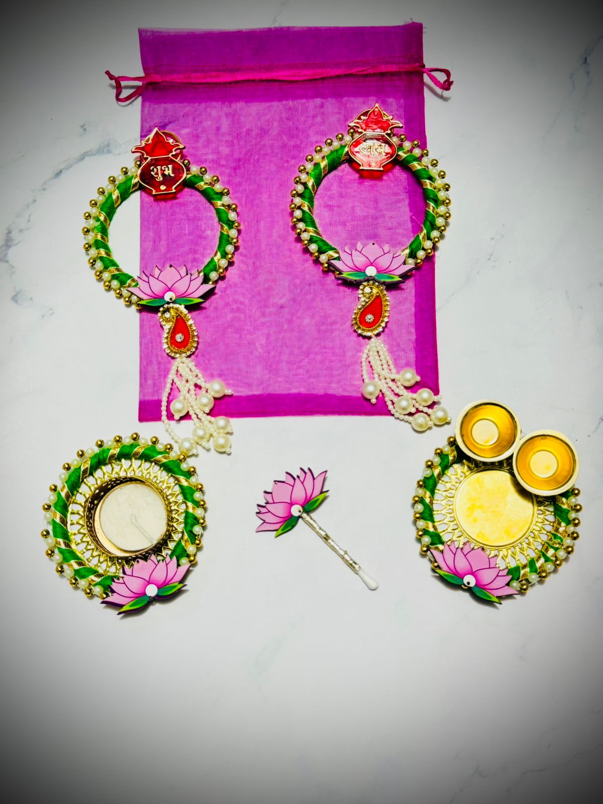 Lotus  Keri Diwali Hamper @ Rs 200/- Each